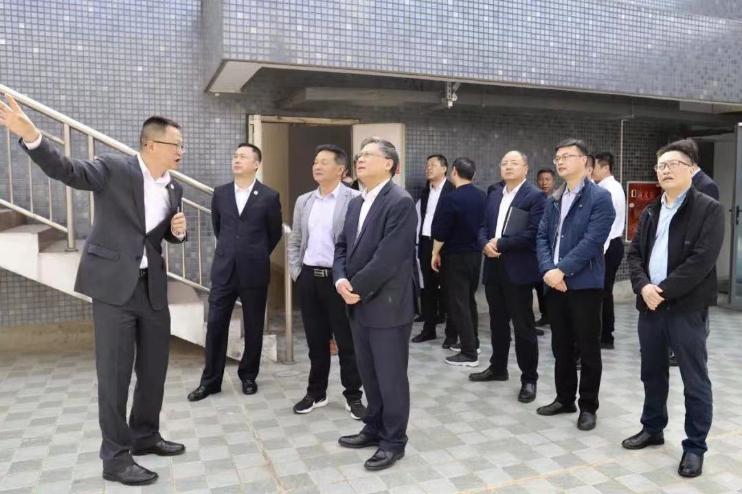 1649919655702373.jpg 1649919655702373.jpg